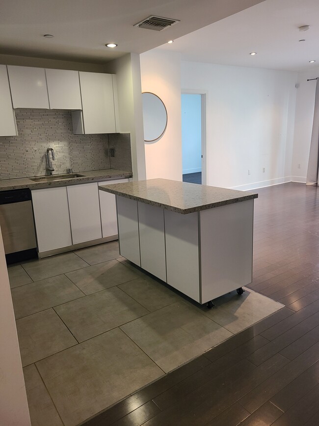 Photo - 1730 SAWTELLE Blvd Unit 304