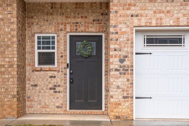 Photo - 318 Fallow Cir