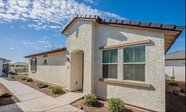 Building Photo - 1050 S 173rd Ave Rental
