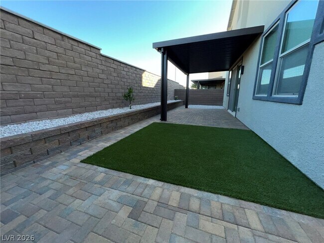 Photo - 612 Emerson Creek Ct