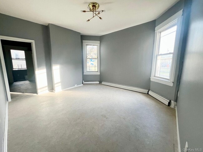 Building Photo - 12 Riverview Pl Unit 1R Rental