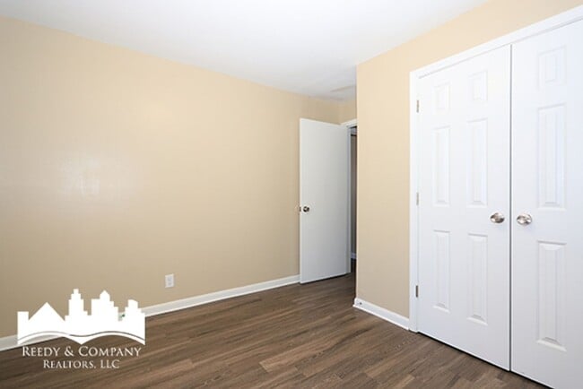 Photo - Welcome to 4396 Millbranch!