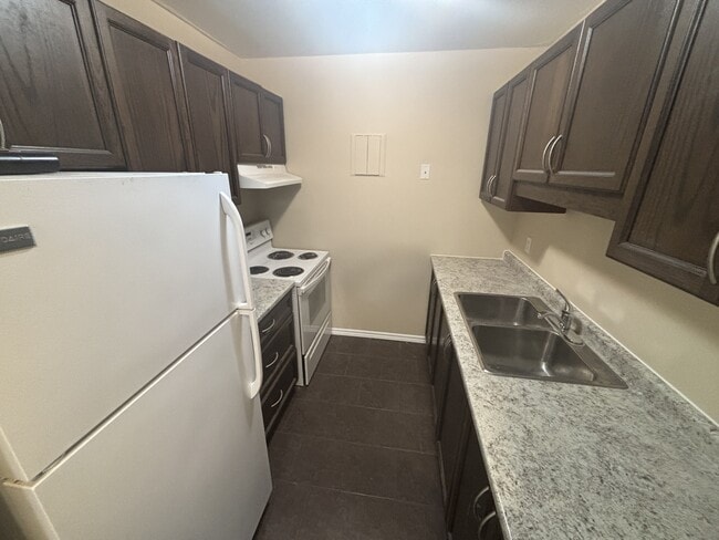 Photo - 225 Old Carriage Dr Unit 210