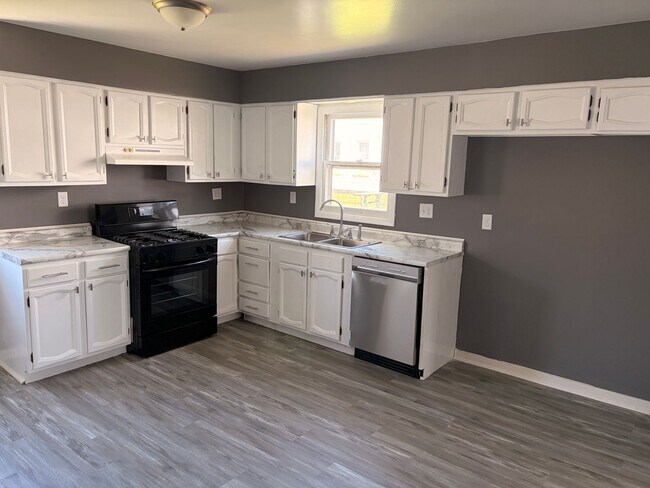 Photo - Spacious 2-Bedroom Home in Iowa Coming Soon!