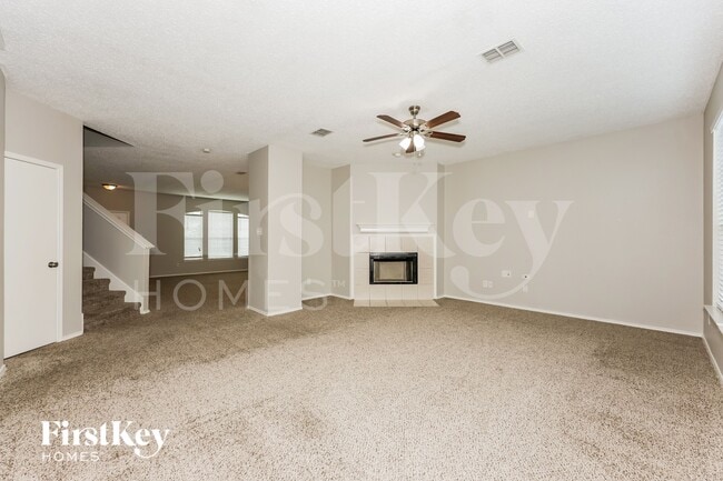 Photo - 7425 Snow Ridge Dr