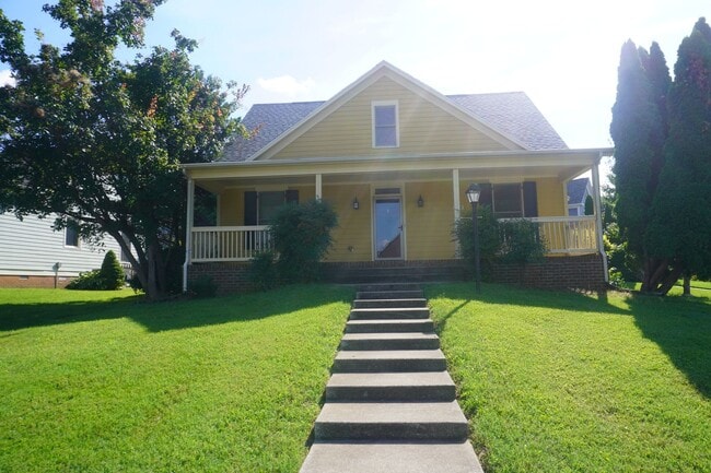 Photo - 712 Mt Vernon Dr