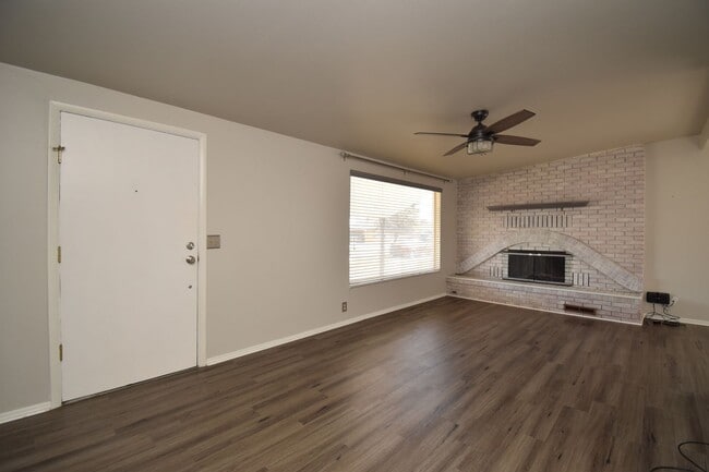 Photo - Updated and Charming 3 Bed Home with Fiber Internet & New Appliances!!!