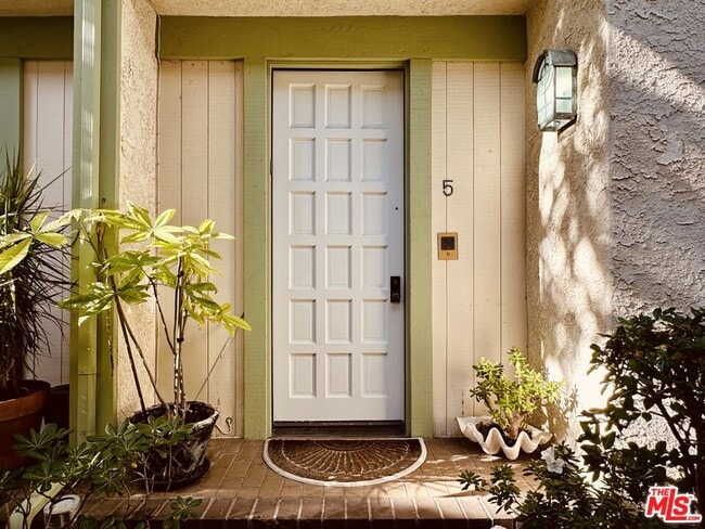 Photo - 1108 18th St Unit 5