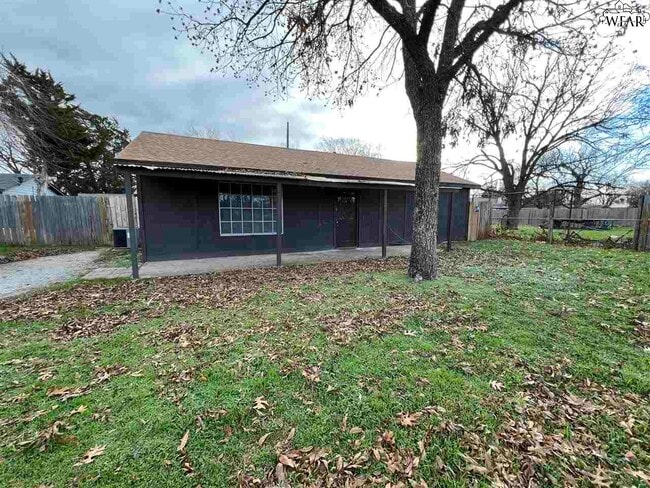 Building Photo - 1030 Wesley Dr