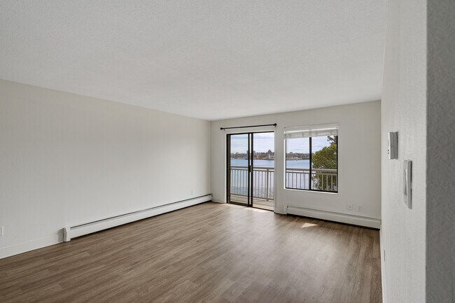 Photo - 531 West Bay Terrace