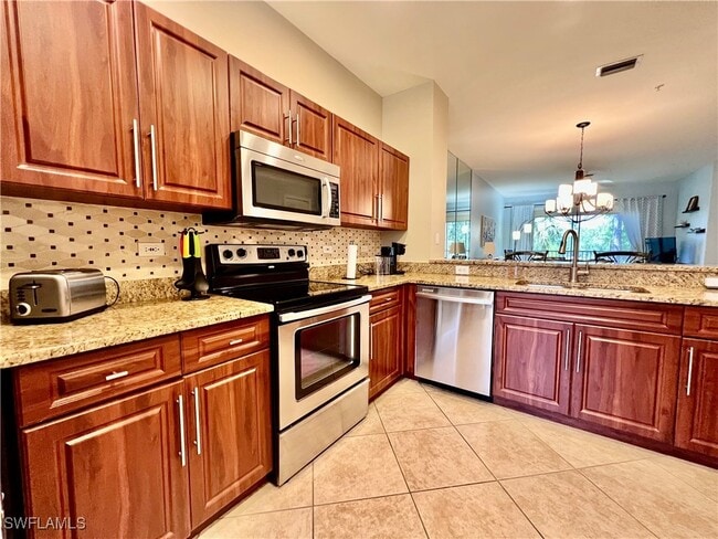 Building Photo - 8239 Parkstone Pl Unit 4 Rental