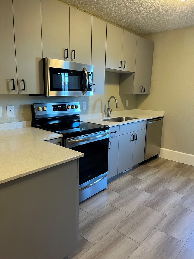 Photo - 1093 25th Ave SE