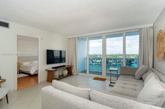 Photo - 6770 Indian Creek Dr Unit #8L