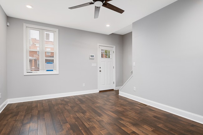 Photo - 523 Rappolla St