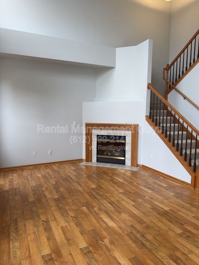 Photo - 1013 Newport Ave