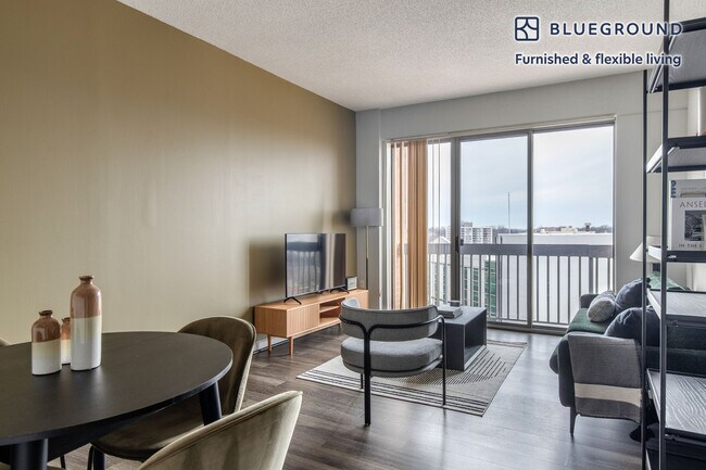 Photo - 4835 Cordell Ave Unidad SI FL11-ID855