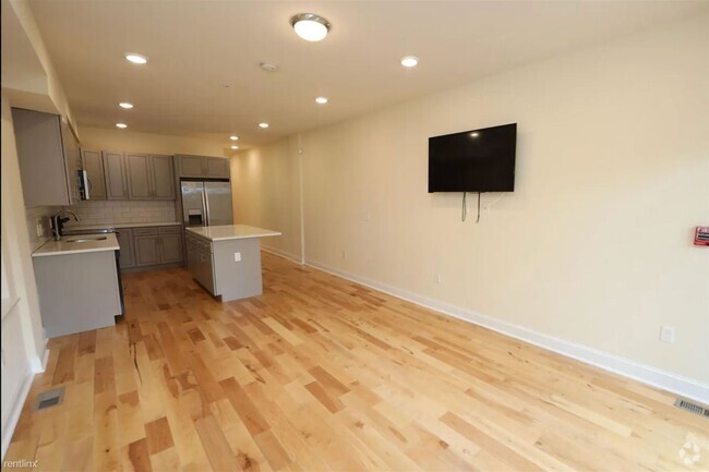 Building Photo - 5 br, 5 bath Triplex - 1950 N GRATZ ST Unit A Rental