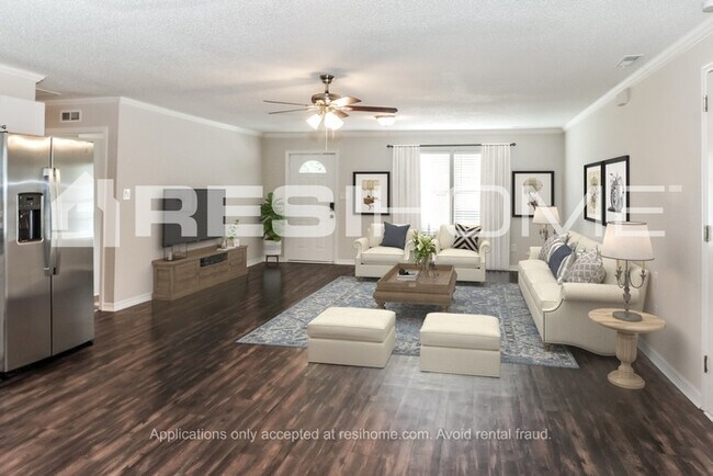 Photo - 208 Foy Rd