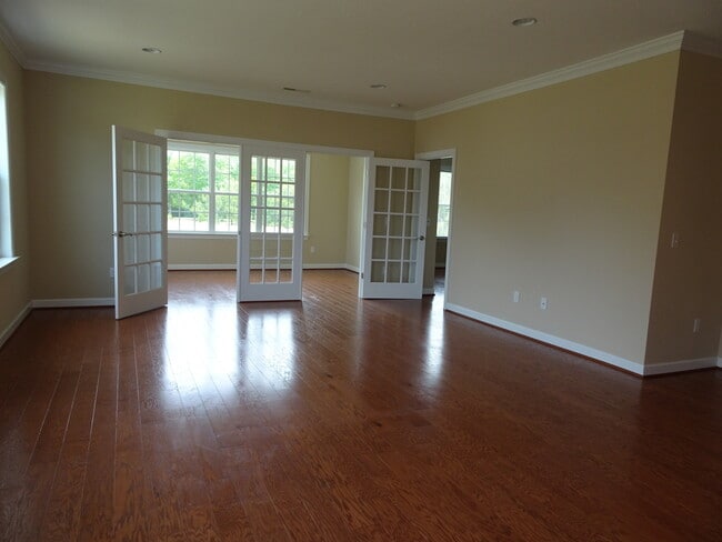 Photo - 3 bed condo with a golf course view in Bra...