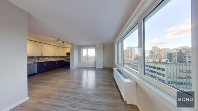 2 bedroom in JAMAICA HILLS NY 11432 - 2 bedroom in JAMAICA HILLS NY 11432 Apartment