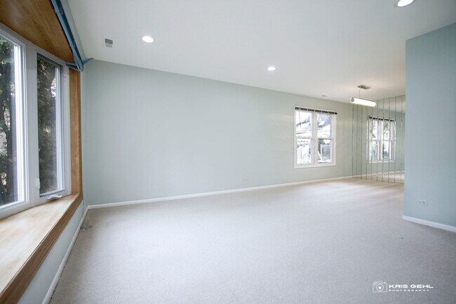 Photo - 467 Highland Grove Dr