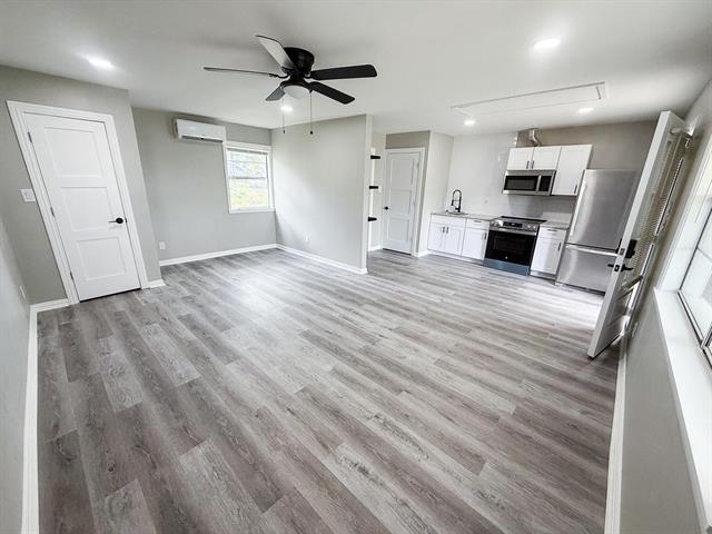Building Photo - 6070 Wonder Dr Rental