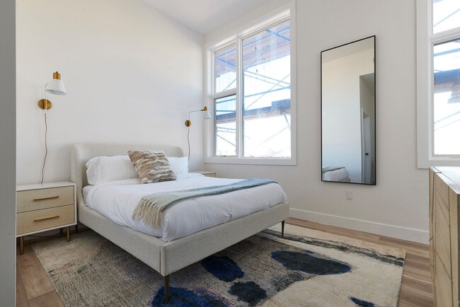 Photo - 57 Newark St. Unidad SI FL3-ID1041924P