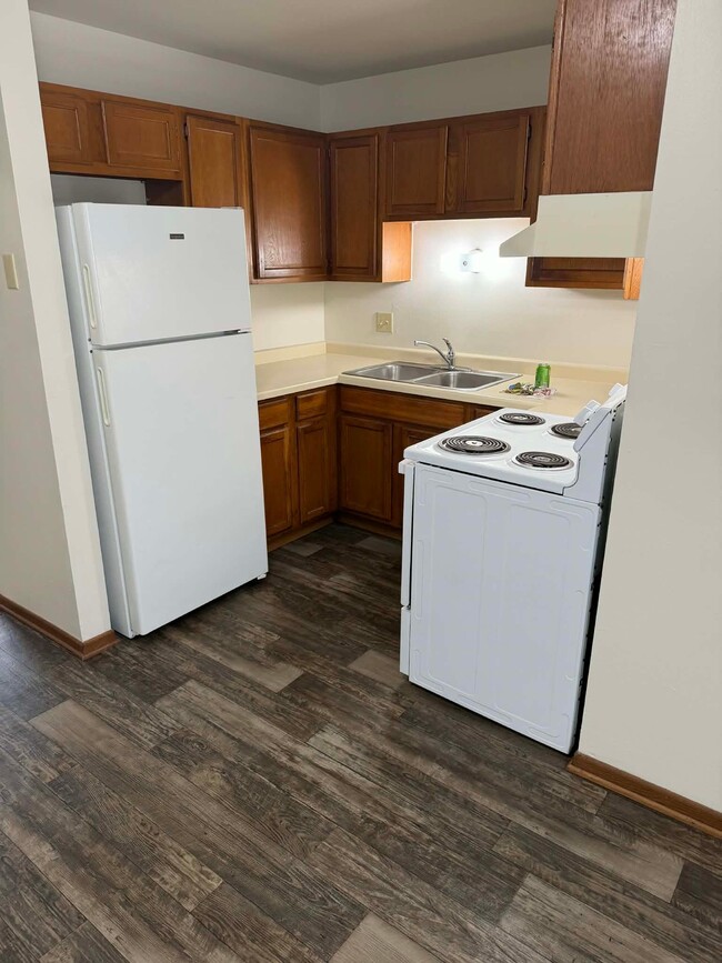 Photo - 700 Meadow Ln Unit 28