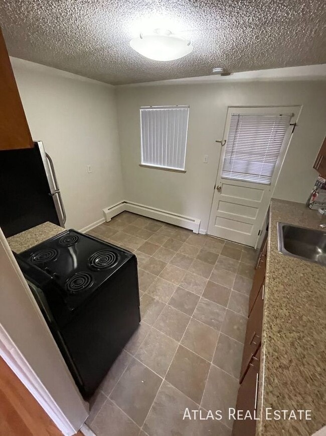 Photo - 3677 Eaton St
