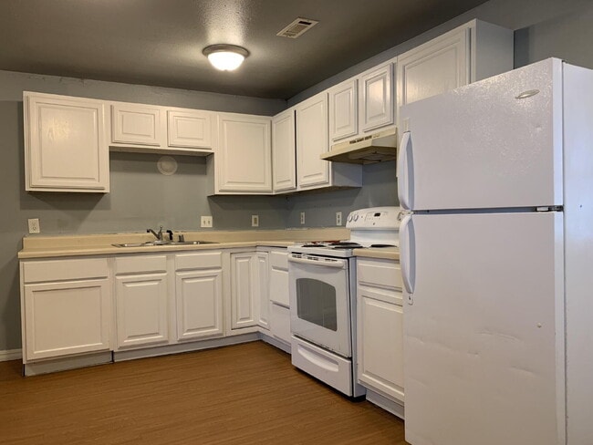 Photo - 700 Virginia St Unit 202