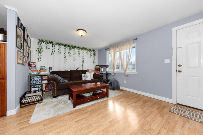 Photo - 2 Faust Ct