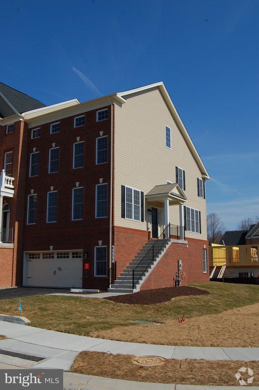 Building Photo - 8537 Pine Springs Dr Rental