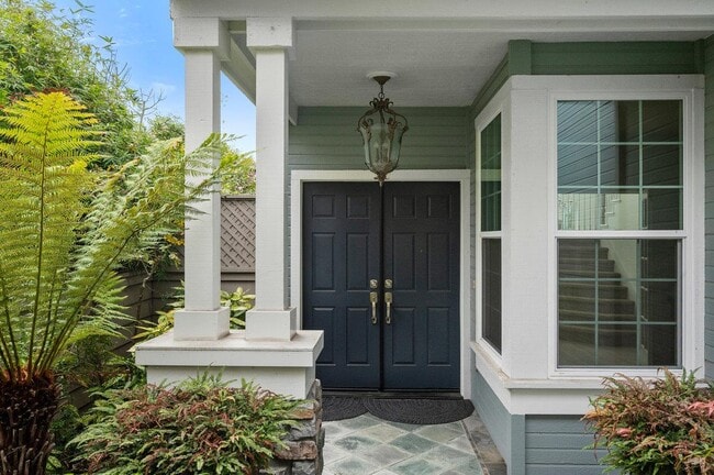 Photo - 142 Monaco Dr