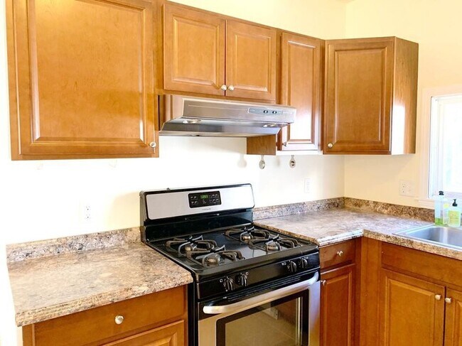 Planta 1. Cocina/Concepto abierto - 11 Kingsley Ave Unidad 11