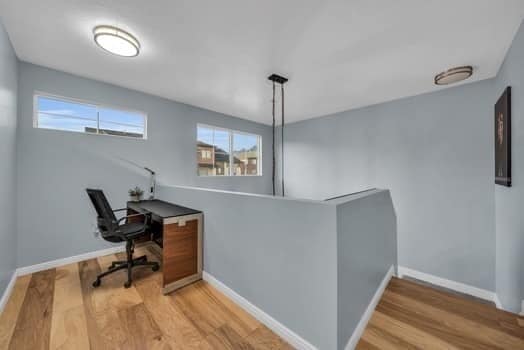 585 W Life Dr