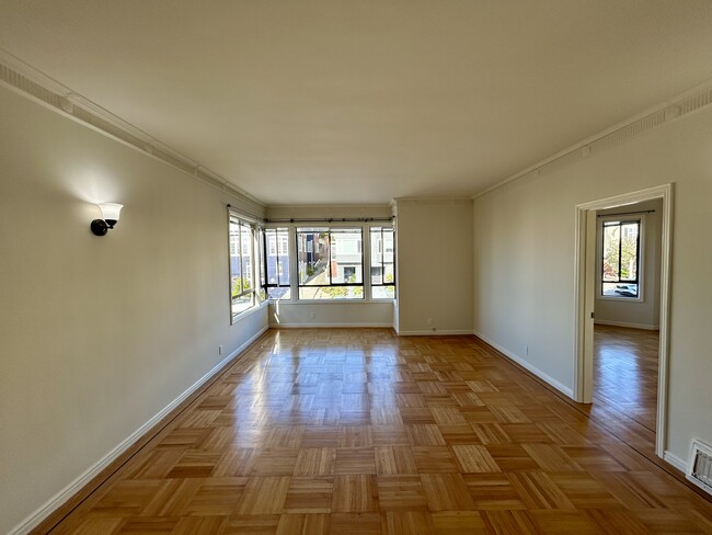 Building Photo - 153 Stanyan St Rental
