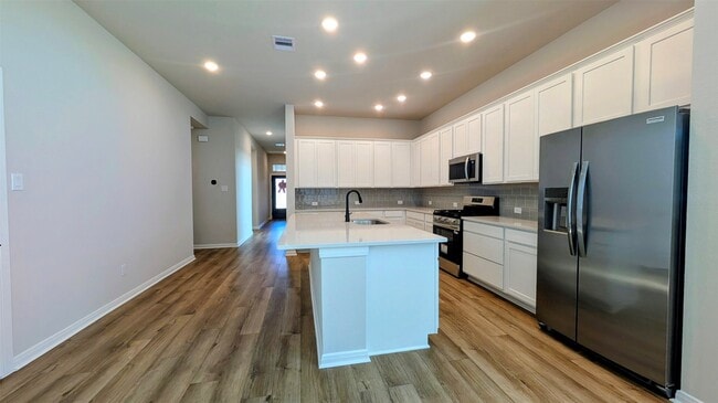 Photo - 31814 Blossom Ln