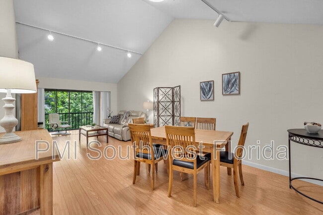 Photo - 1626 Brookhouse Dr Unit Bldg 9,  235