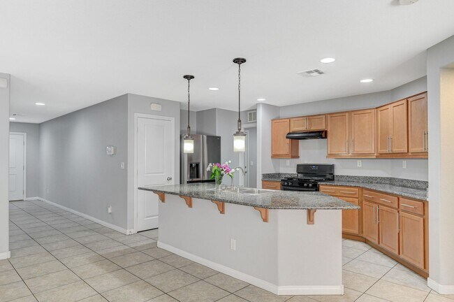 Photo - 5593 Markley Ave