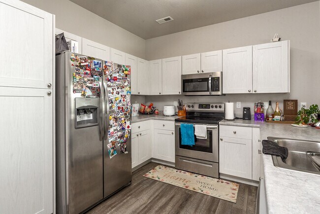 Photo - End Townhouse Unit for Rent