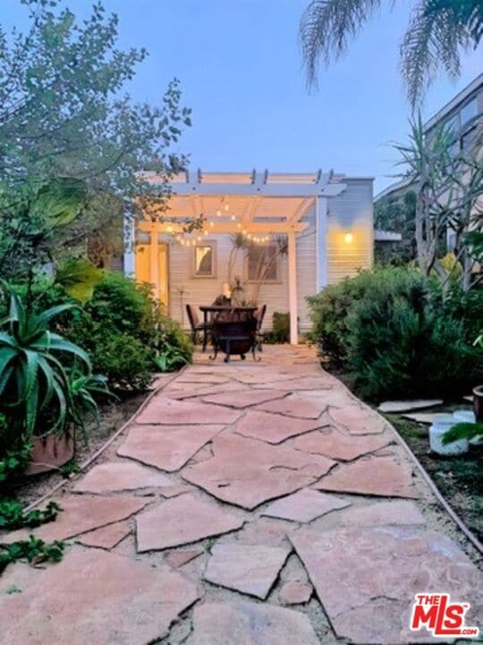 Photo - 2303 Dell Ave