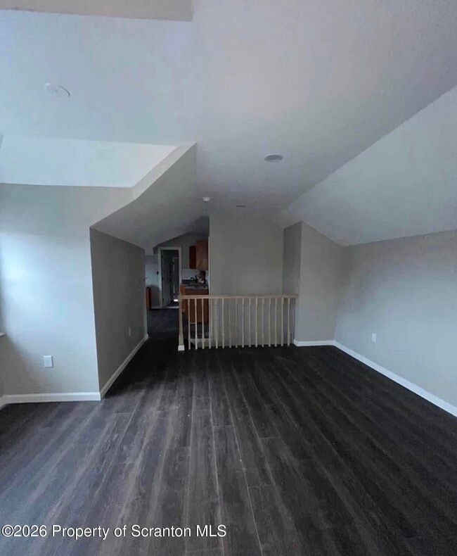 Photo - 39 W Ridge St