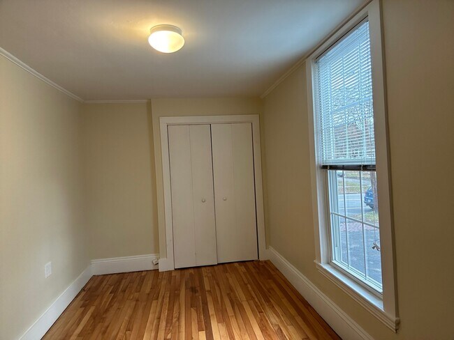 Photo - 440 Saint John St Apartments Unit 1