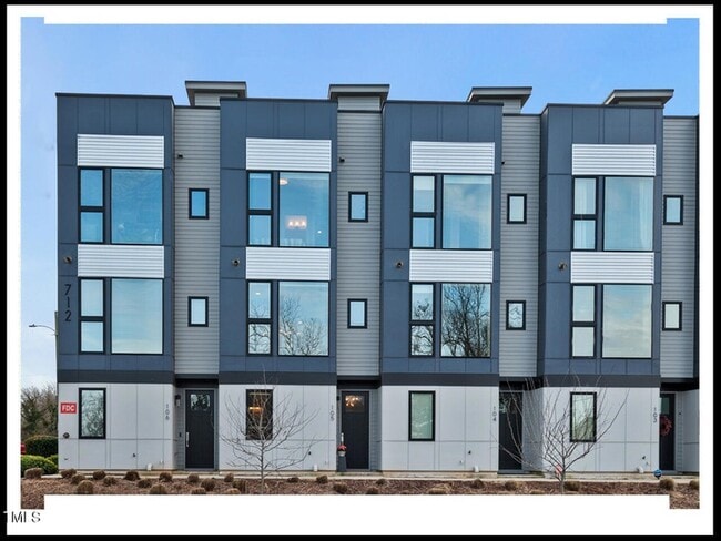 Building Photo - 712 E Edenton St Unit 105 Rental