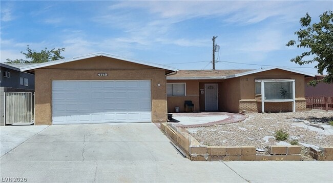 Building Photo - 4712 W Rip Van Winkle Ln