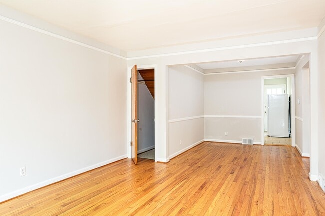 Photo - 1771 Harrodsburg Rd