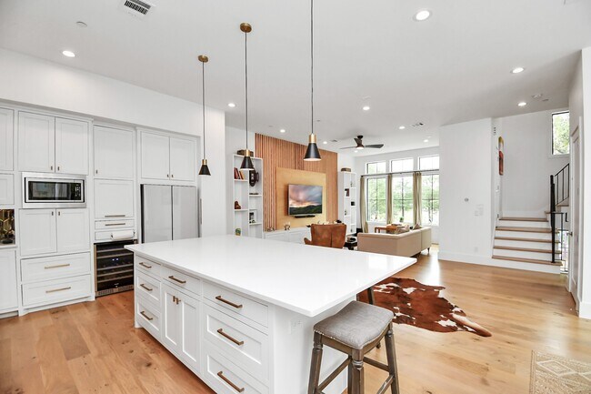 Photo - 2303 Yupon St