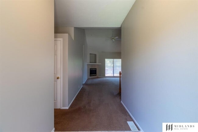 Photo - 1007 Woodview Dr