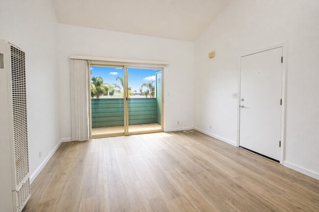 Photo - LOFT STYLE 2 Bed/1 Bath Near the Ocean ** Water/Sewer/Trash Included Unit #2