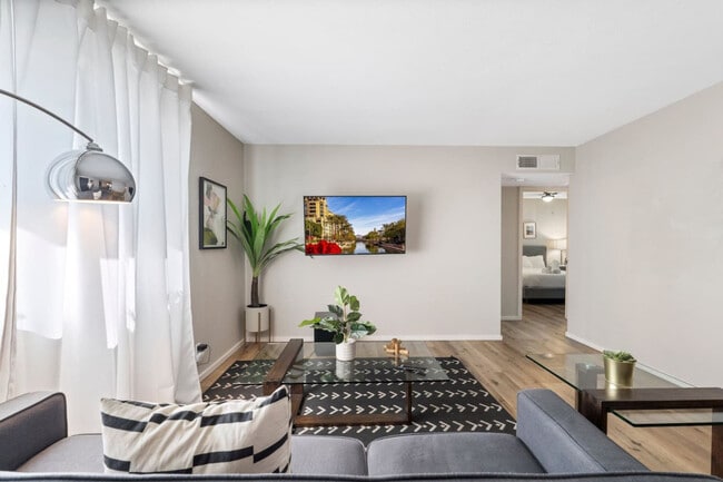 Building Photo - 3307 N 66th Pl Unit ID1245938P Rental